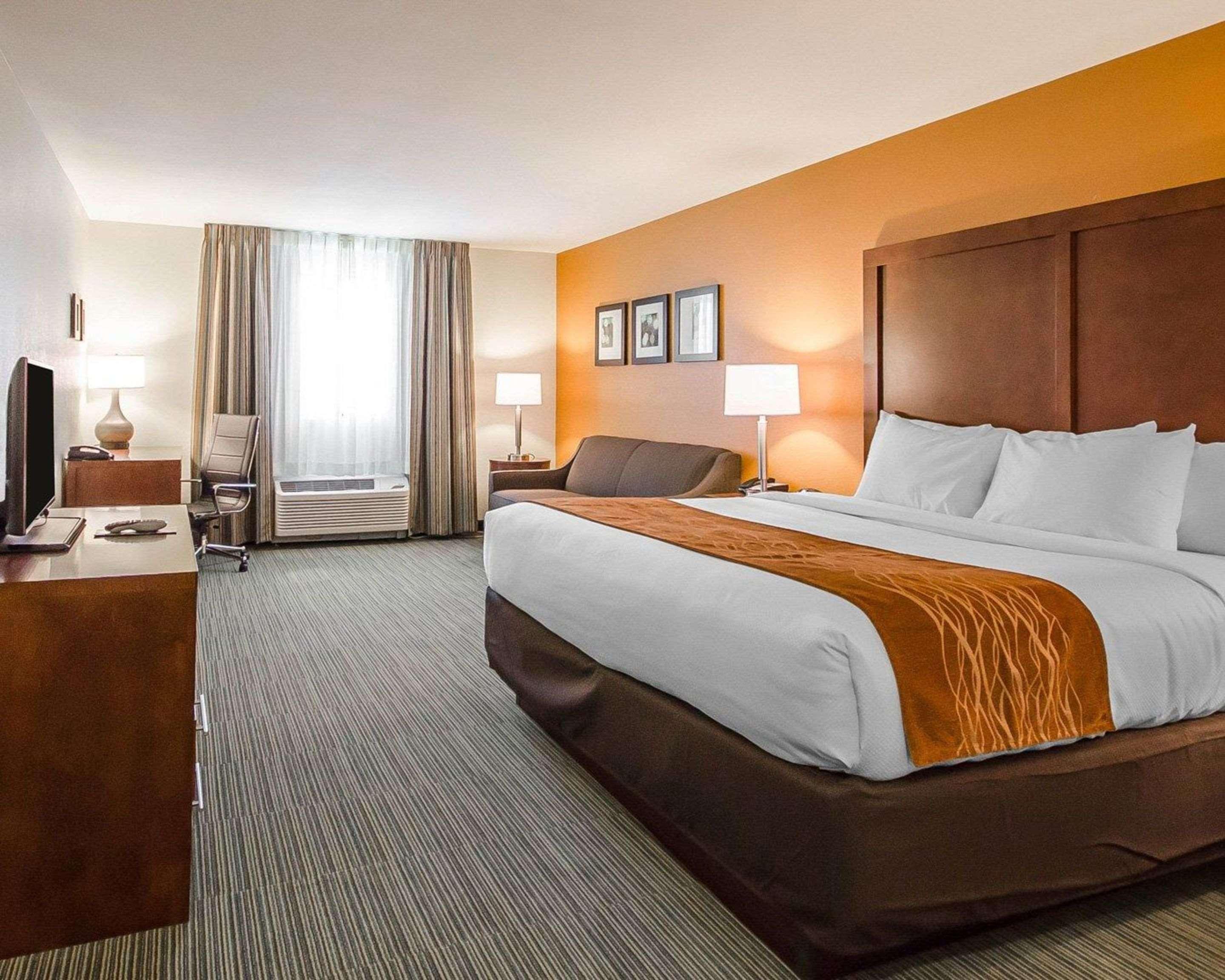 Comfort Inn Ferdinand Eksteriør bilde