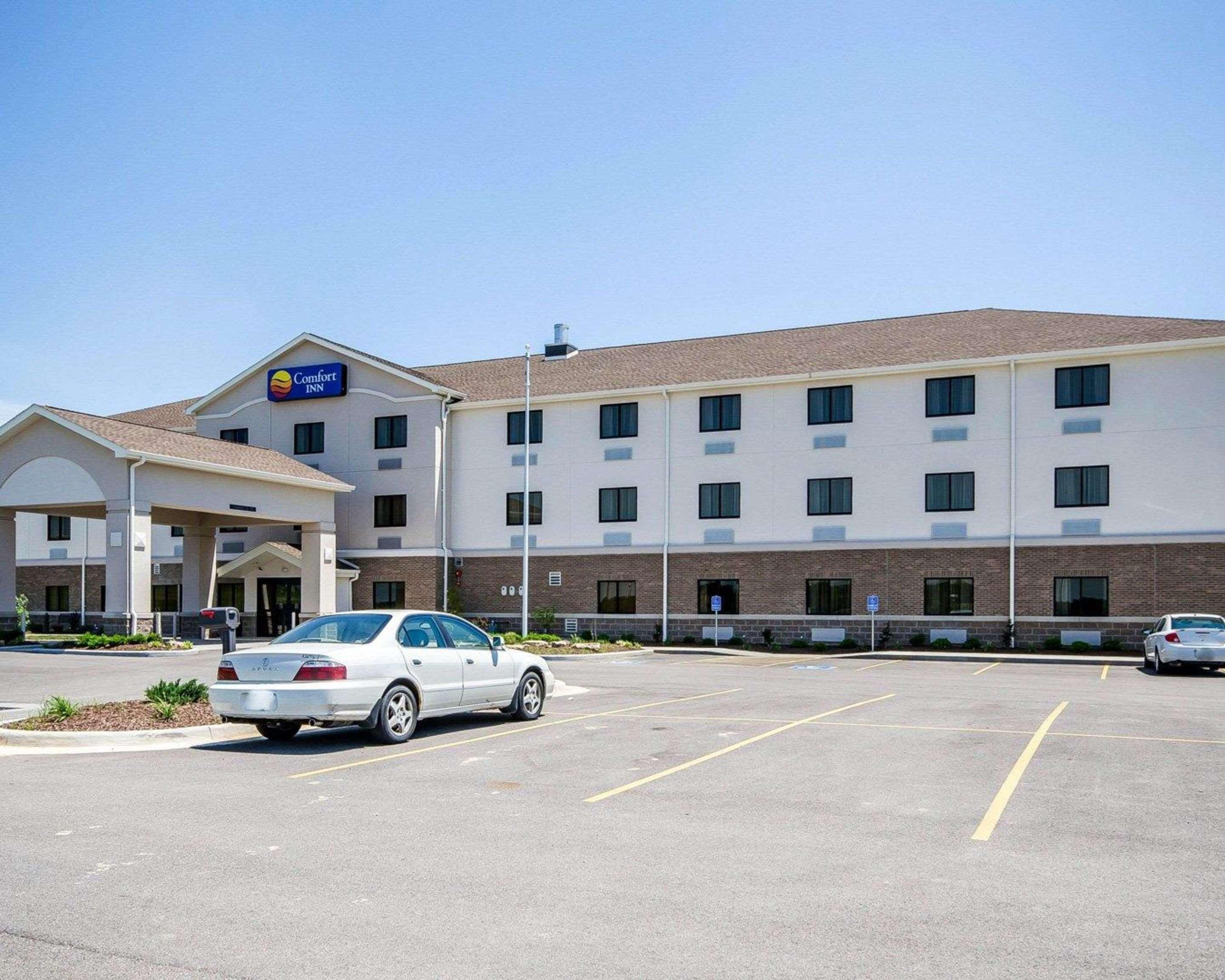 Comfort Inn Ferdinand Eksteriør bilde